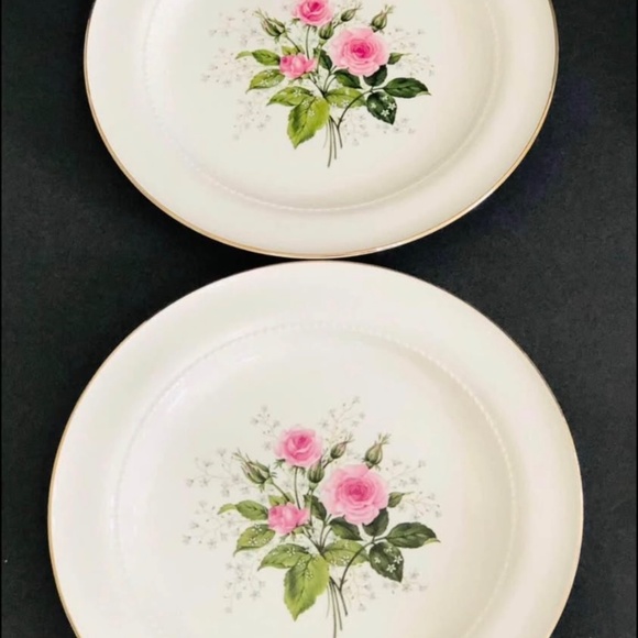 Vintage Hall Superior Quality Heather Rose Dinnerware 9 1/4” Plates and 5 1/8” F - Picture 11 of 13